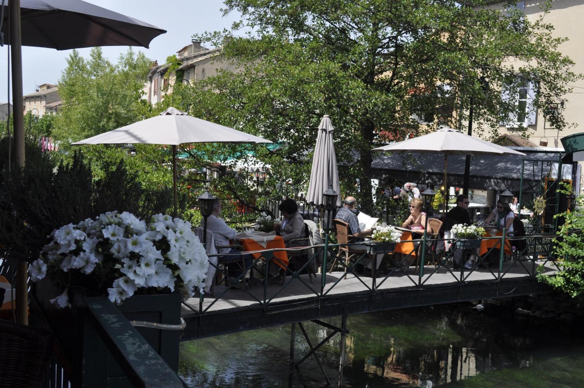 Les Terrasses De David Et Louisa Hotell LʼIsle-sur-la-Sorgue Exteriör bild